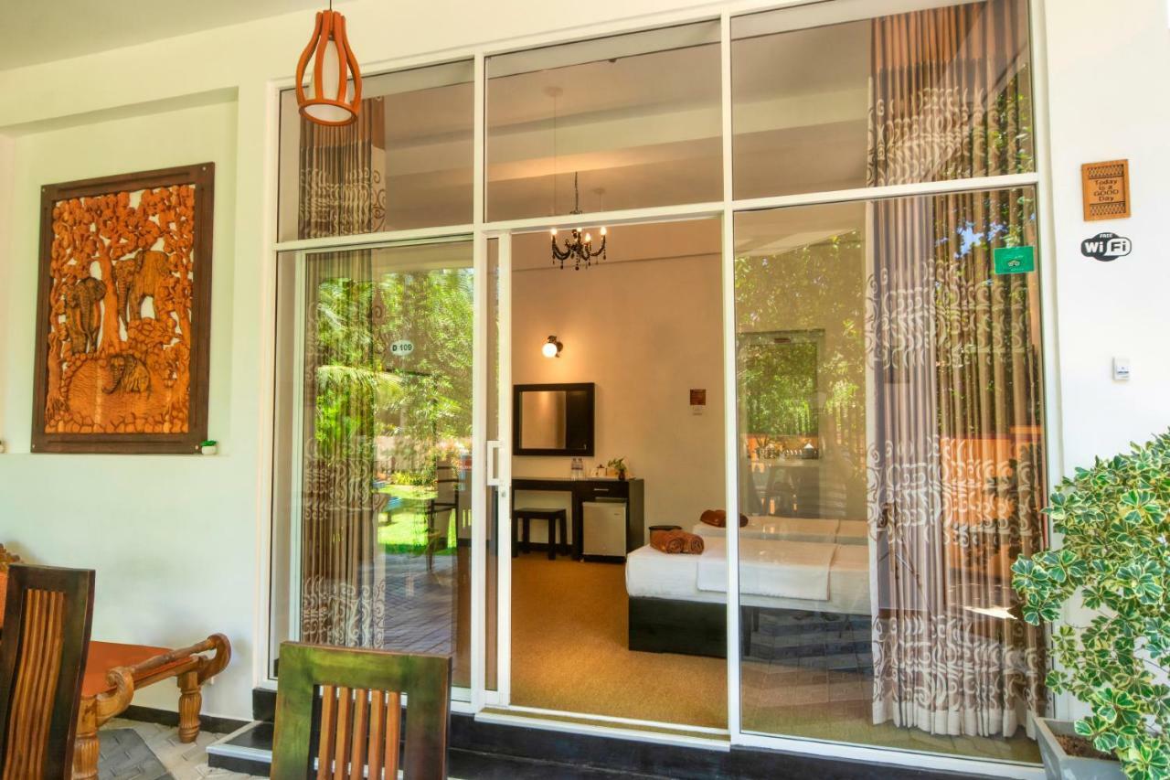 L&D Stay Inn ฮิกคาดูวา ภายนอก รูปภาพ