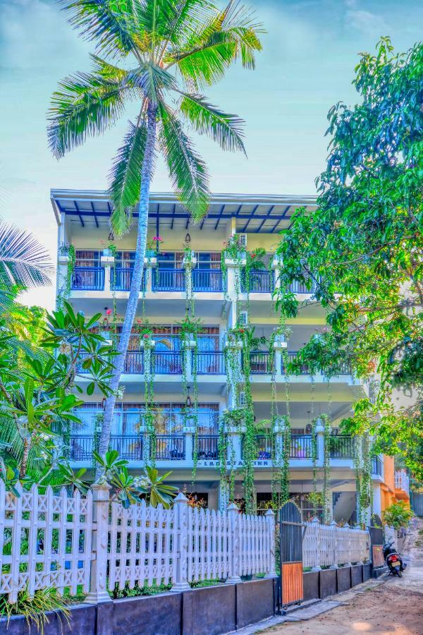 L&D Stay Inn ฮิกคาดูวา ภายนอก รูปภาพ